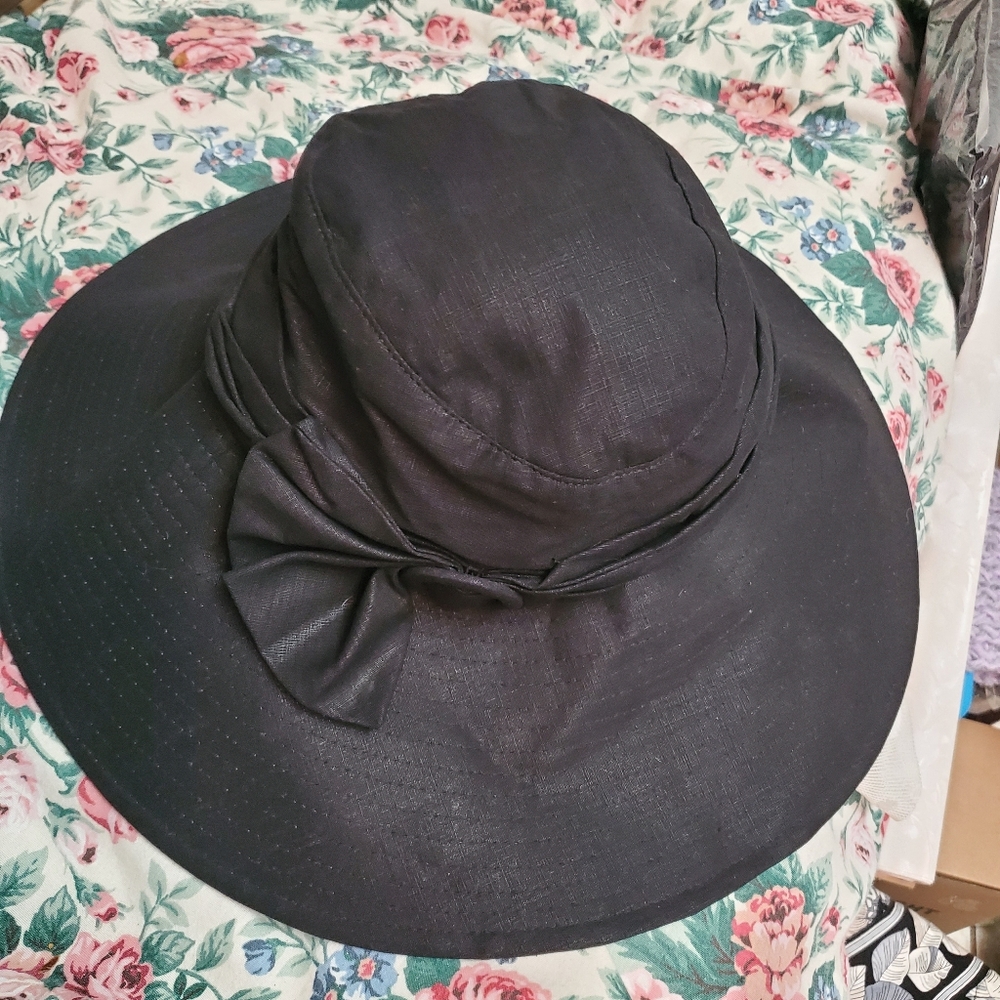 NWT San Diego Hat Company Wide Brim Black Hat With Pleats UPF 50+